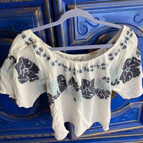 gimmicks by BKE Tops - Buckle Gimmicks BKE Off Shoulder Crop Top Small